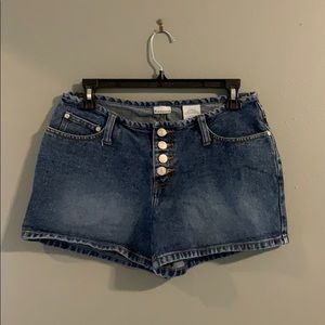 Jean Short - size 9 (junior)